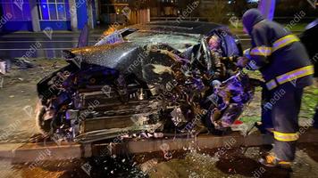 Grav accident pe strada Albișoara, cu implicarea unui Volkswagen. O persoană a murit pe loc