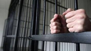 Bărbat acuzat de circulație ilegală a drogurilor, condamnat la 8 ani de închisoare
