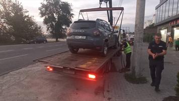 (FOTO) Fiul președintelui OT „Renatștere” Orhei, prins fără permis la volanul mașinii primăriei Pohrebeni