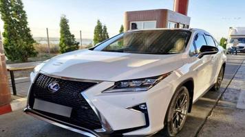 Bărbat din R.Moldova, prins la volanul unui Lexus căutat prin Interpol, la PTF Stînca