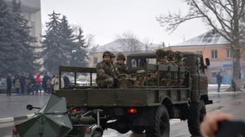 Scandal cu implicarea unui militar al Brigăzii Infanterie Motorizată „Dacia”, la Cahul. Încătușat, după ce a lovit și încercat să sugrume un polițist