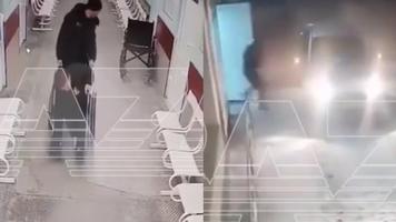 (VIDEO) „Gone in 60 seconds”. Un rus s-a prefăcut că este victima unui accident rutier pentru a fura mașina unui agent de securitate