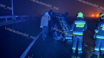 Grav accident din cauza vitezei, la Cimișlia. O femeie a murit, iar fiica sa de 7 ani a ajuns la spital