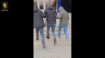 (VIDEO) SURSE: Individ implicat în „furtul miliardului”, reținut de ofițeri iINI chiar de ziua sa