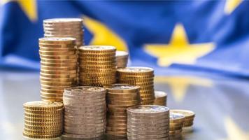 Amenzi de până la 3.000.000 de lei și închisoare până la 10 ani pentru fraudarea fondurilor europene