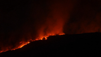 (VIDEO) Etna, cel mai vechi vulcan din Europa, erupe din nou. Imaginile spectaculoase cu munții de cenușă și lavă