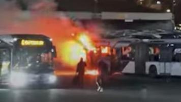 https://www.news.ro/externe/tentativa-de-atentat-major-in-israel-trei-bombe-au-explodat-in-autobuze-goale-in-apropiere-de-tel-aviv-alte-doua-bombe-au-fost-dezactivate-1922401820002025022321940993