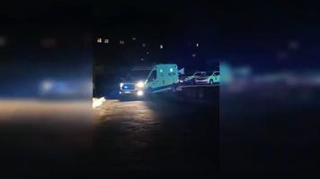 (VIDEO) Doi bărbați încătușați, după ce au furat un camion cu bunuri, la Criuleni