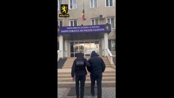 (VIDEO) Un individ ar fi șantajat o femeie din Ialoveni, care nu a mai vrut relații sexuale cu el