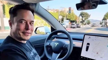 Mesajul lui Elon Musk către angajații cu acțiuni Tesla, după ce valoarea titlurilor a scăzut dramatic