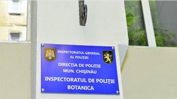 Polițist bătut de un tânăr beat, care a încercat să-l lase fără pistol, în incinta IP Botanica