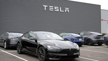 Vânzările de mașini Tesla s-au prăbușit în Europa, în luna aprilie. Care sunt companiile concurente care au înregistrat creșteri