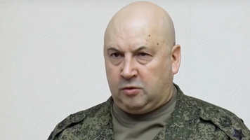 Prima apariţie a „Generalului Armaghedon” al lui Putin, după scandalul Wagner. Serghei Surovikin, de nerecunoscut la ceremonia de Ziua Victoriei