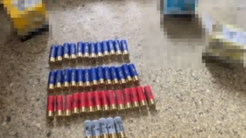 (VIDEO) Șase bărbați din Drochia, vizați într-un dosar de contrabandă și deținere ilegală de arme