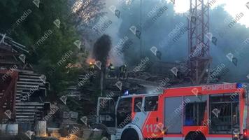 NEWS ALERT // (FOTO) Incendiu la depozitul companiei Urbanconstruct din Chișinău