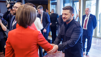 Sandu și Zelenski, întrevedere bilaterală la Tirana: „Moldova și Ucraina lucrează împreună, cu hotărâre, pentru aderarea la UE