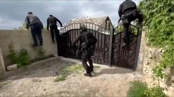 (VIDEO) Rețea de distribuție a drogurilor, destructurată cu mascați, la Orhei
