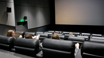 Filmul „Flow”, distins cu Oscar și Globul de Aur, va fi proiectat gratuit la Chișinău