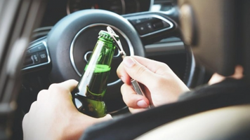 Șoferul unui Audi, beat criță la volan. Mașina i-a fost ridicată și s-a ales cu dosar penal