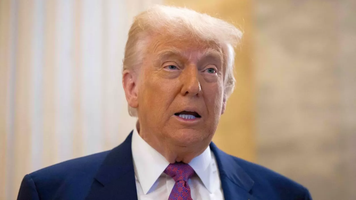 Bursele cad din nou, după noile amenințări ale lui Donald Trump privind tarifele: piața a devenit la fel de greu de prezis ca în perioada pandemiei
