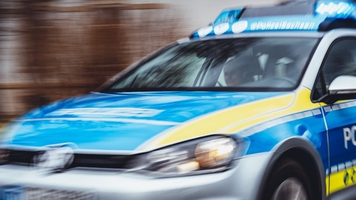 Un bărbat din Germania a fost arestat pentru furtul propriei maşini. Automobilul îi fusese furat iniţial în România, când era în vizită la rude