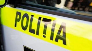Ceartă la cuțite între boschetari în inima Chișinăului. Unul încătușat, altul internat