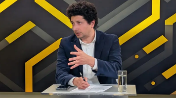 Radu Marian, deranjat de întrebările privind campania „Moldova poate”: „Nu este campania PAS-ului, este a Guvernului”