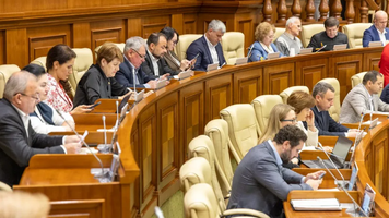„Respect Moldova” condamnă refuzul PAS de a crea o comisie de anchetă privind eliberarea deținuților periculoși