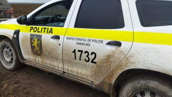 Focuri de armă la Anenii Noi. Un polițist a împușcat un individ aflat la evidența medicului pishiatru