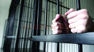 Bărbat trimis după gratii, după ce și-a ucis cu sânge rece mătușa cu o cană, la Edineț