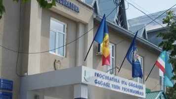 Medicul care a „votat” în locul bătrânilor în azilul din Comrat, condamnat la 2 ani cu suspendare