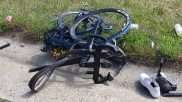 Un biciclist a decedat după ce a fost lovit de un automobil