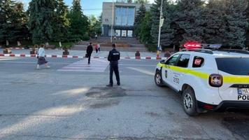 Bătrână accidentată de o Dacia, la Rîșcani
