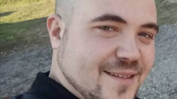 Un tânăr a murit la câteva secunde după ce a fost anunțat că mama sa s-a stins din viață, într-un oraș din Serbia