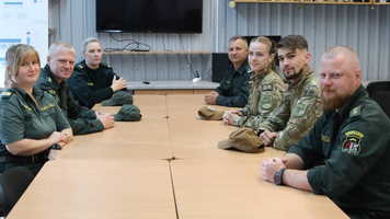 (FOTO) Instruire la nivel internațional a chinologilor Poliției de Frontieră