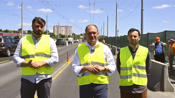(VIDEO) Podul din strada Mihai Viteazul a fost deschis pentru circulația rutieră, anunță Ion Ceban