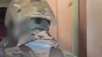 (VIDEO) Grup infracțional specializat în migrație ilegală, destructurat de Poliția de Frontieră
