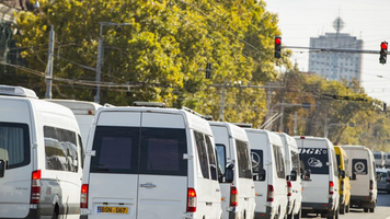 Transportatorii ies miercuri la protest