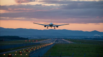 Un tânăr de 27 de ani, recent eliberat dintr-un spital de psihiatrie, a forțat un avion să aterizeze cu o singură propoziție