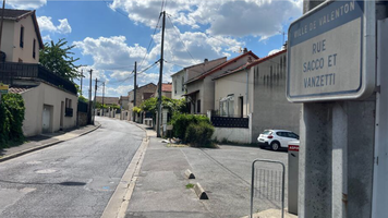 Bebeluș găsit mort într-o mașină de spălat într-o suburbie a Parisului. Mama, o moldoveancă de 39 de ani, investigată pentru omor