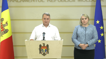 Lilian Carp: Alexandr Nesterovschi și Irina Lozovan au părăsit Transnistria