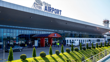 ”Șiretlicul” de la Aeroport! Achiți pentru 10 minute în parcare, chiar dacă poți sta gratuit 30