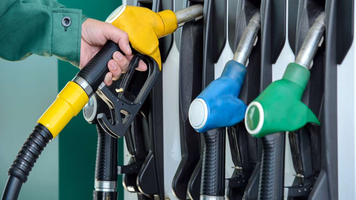 Carburanții se scumpesc