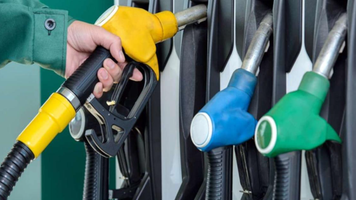 Prețurile carburanților pentru următoarele zile, anunțate de ANRE