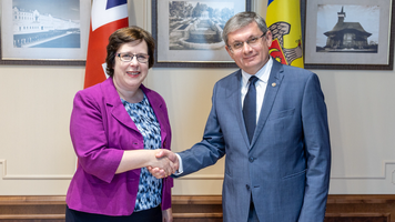 Oportunitățile de intensificare a relațiilor moldo-britanice, discutate cu ambasadoarea Marii Britanii în Republica Moldova