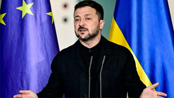 (VIDEO) Zelenski este acuzat că subminează lupta anticorupție din Ucraina pentru a-și proteja apropiații. Proteste în țară