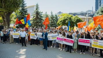 Socialiștii au protestat la MAIA: „Țară-candidat în UE, dar fără agricultură!”