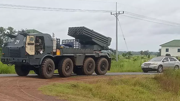 (VIDEO) Thailanda lansează atacuri aeriene asupra unor ținte militare din Cambodgia: cel puțin 12 morți