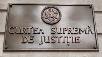 CSJ anulează o condamnare pentru mită. Inculpatul a fost provocat de un agent al statului