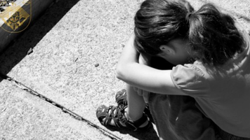 Și-a abuzat sexual cele două fiice de la o vârstă fragedă și a comis și nenumărate acte de violență în familie